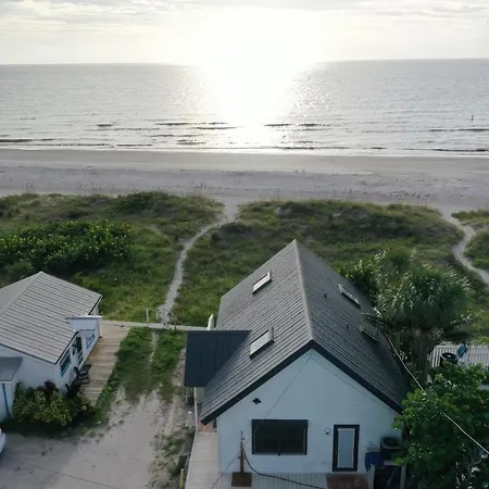 Private Beach Front Cottage- Indian Rocks Beach